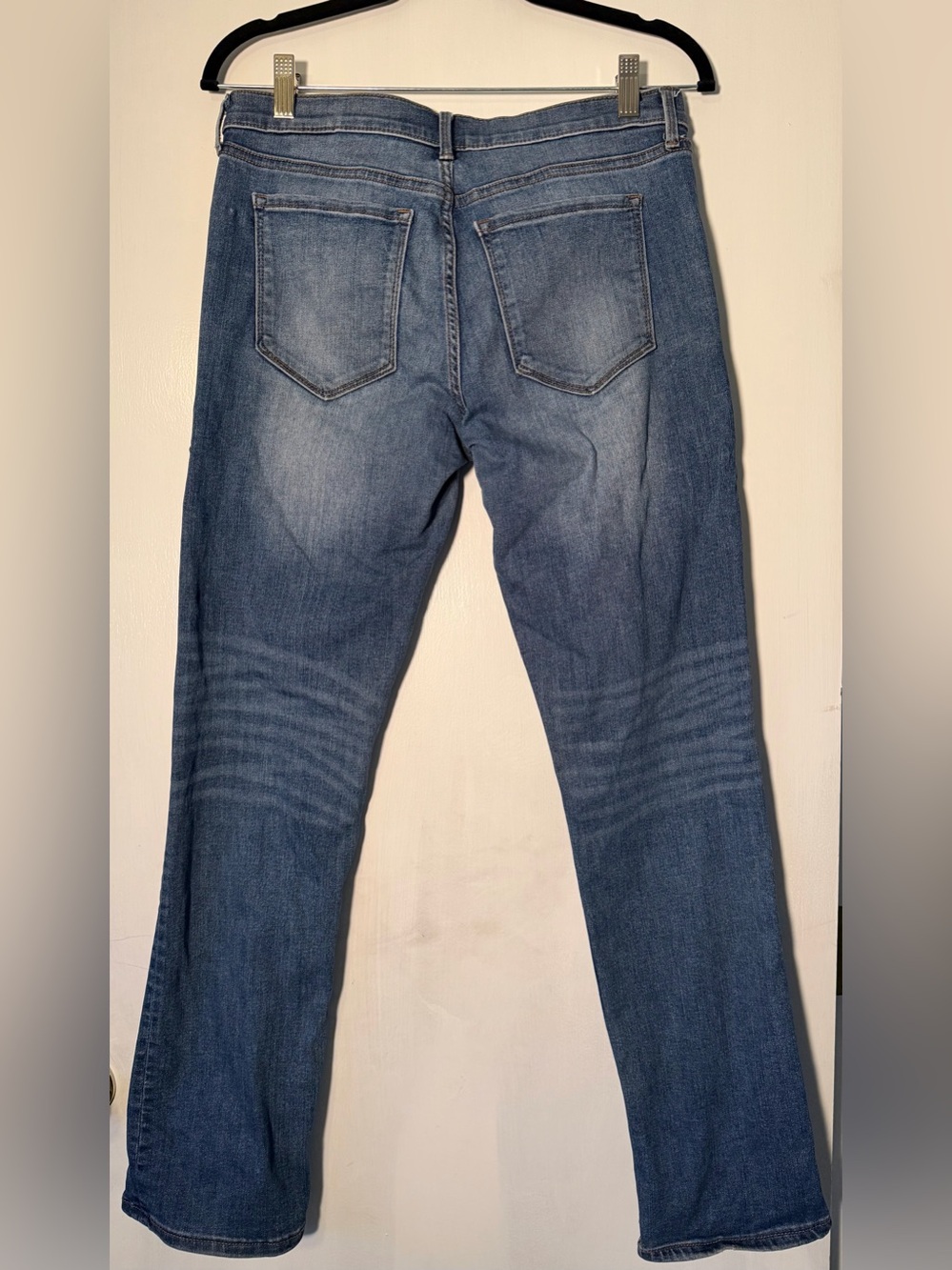 Banana Republic Premium Denim Women’s Straight-Leg Distressed Jeans, Size 27. - Picture 2 of 4